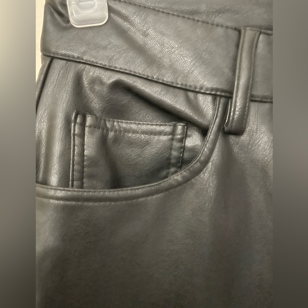 Sz M women Fashion Nova Truly chic faux leather pant black New - Picture 12 of 14